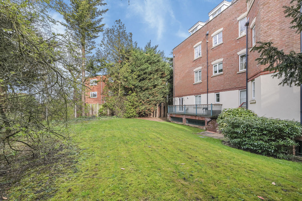 Photo 31- click for photo gallery